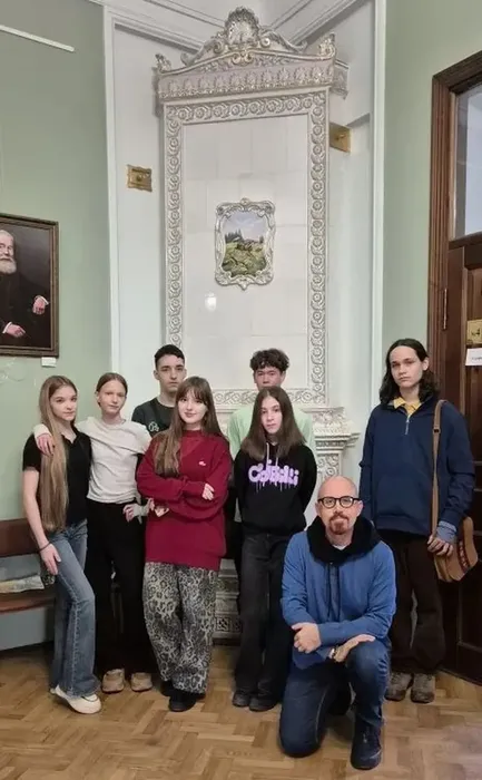 3  n9f42v8QuP13q9aoxdg188J9vM_wy2s0cZtgTyPe_fit-in_1024x1024_filters_quality(80)_format(webp)_782329.selcdn.ru_leonardo_uploadsForSiteId_204129_content_845b64a9-f14f-48c9-b97e-7b5670e9c950